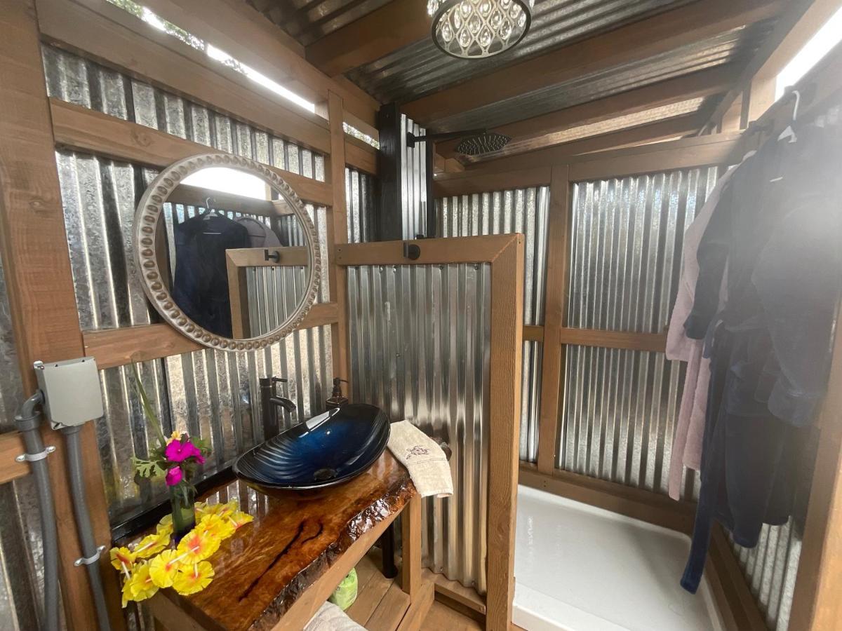 Tiki Cabana Otel Hawaiian Ocean View Dış mekan fotoğraf